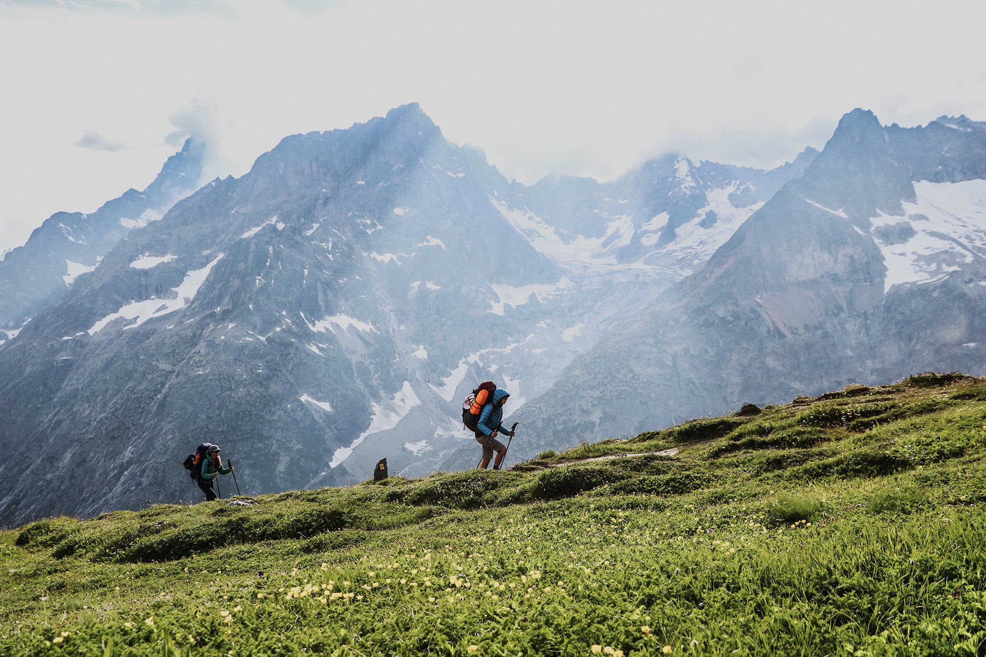 Girls on Tour de Mont Blanc